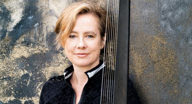 Elizabeth Kenny Şerefiye Sarnıcı’nı Teorbo Ezgileri ile Buluşturdu!