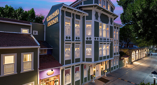 Hagia Sofia Mansions-Curio Collection by Hilton Kapılarını açtı