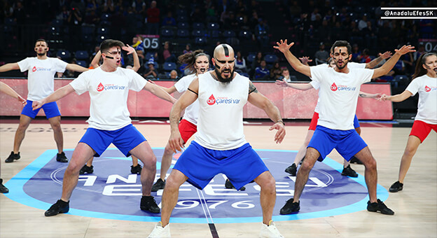 Anadolu Efes'in Dansı Büyük Alkış Topladı