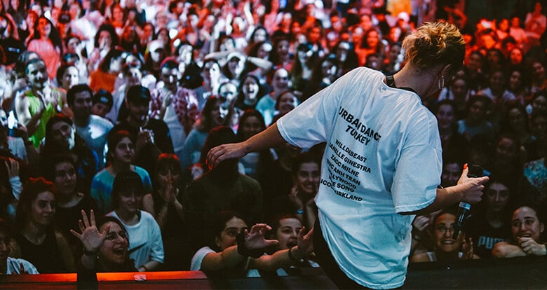 dansfabrika, dans derslerine Zorlu PSM'de başlıyor