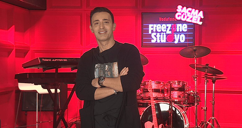 Mustafa Sandal, Vodafone Freezone Yarışmasında Koçluk Yapacak