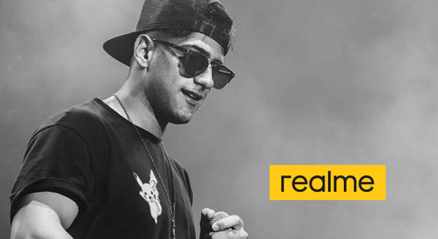 Reynmen söyleyedi, Realme bağış yaptı
