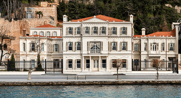 İstanbul, tarihi binada yeni oteline kavuşuyor
