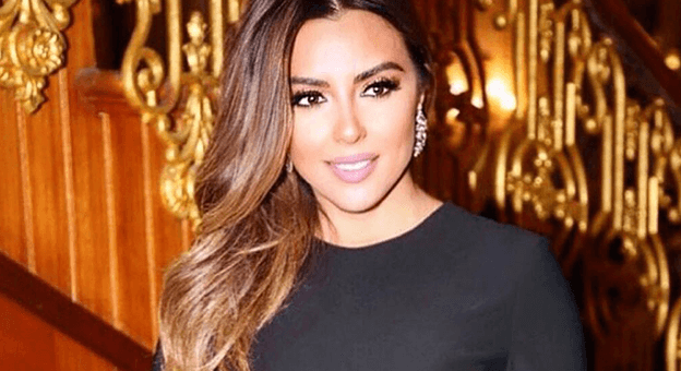 “Aslı Hünel ile Rengarenk” programıyla ünlüleri ağırlıyor