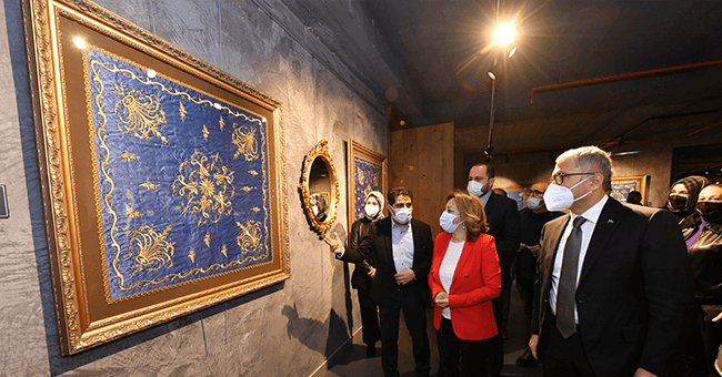 Koleksiyoner Yusuf İyilik'in Tarihi Sergisi Üsküdar Belediyesi Katkılarıyla Açıldı