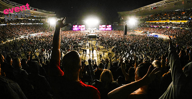 Normale dönen Yeni Zelanda’da 50 bin kişilik konser
