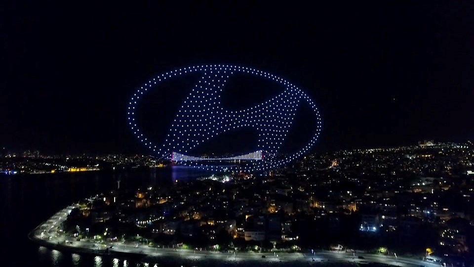 BRF M.I.C.E., 580 Drone ile İstanbul Boğazında bir ilke imza attı