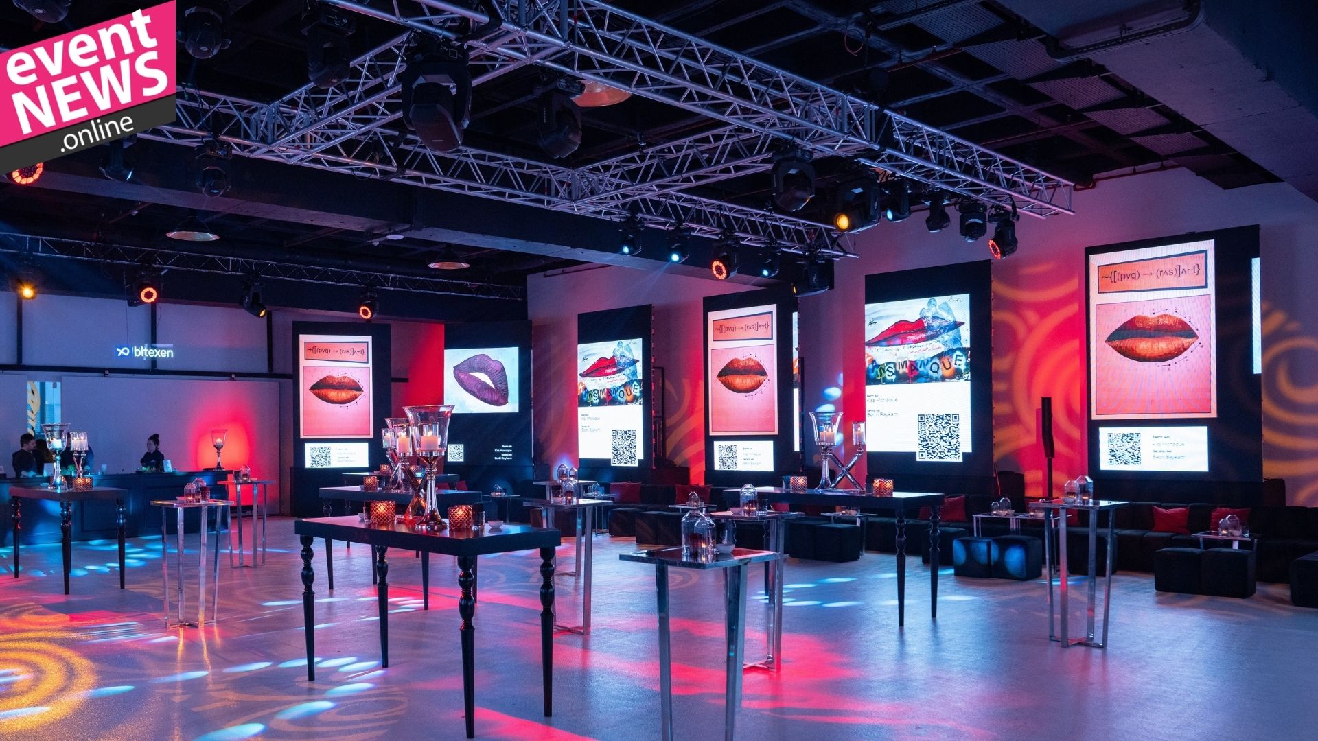 Kiss FM’in İkinci NFT Sergisine Ünlü Kadınların Dudakları Damga Vuracak