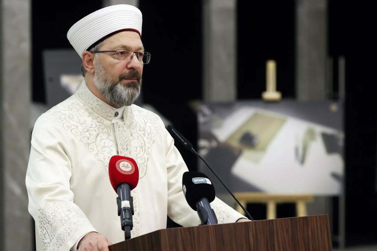 Diyanet İşleri Başkanı Erbaş: '70 bin camimizde kitaplığımız, kütüphanemiz var'