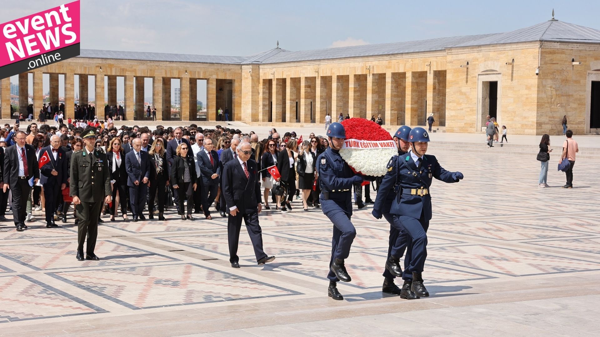 Türk Eğitim Vakfı 55. Yılında Anıtkabir’de Ata’nın Huzuruna Çıktı
