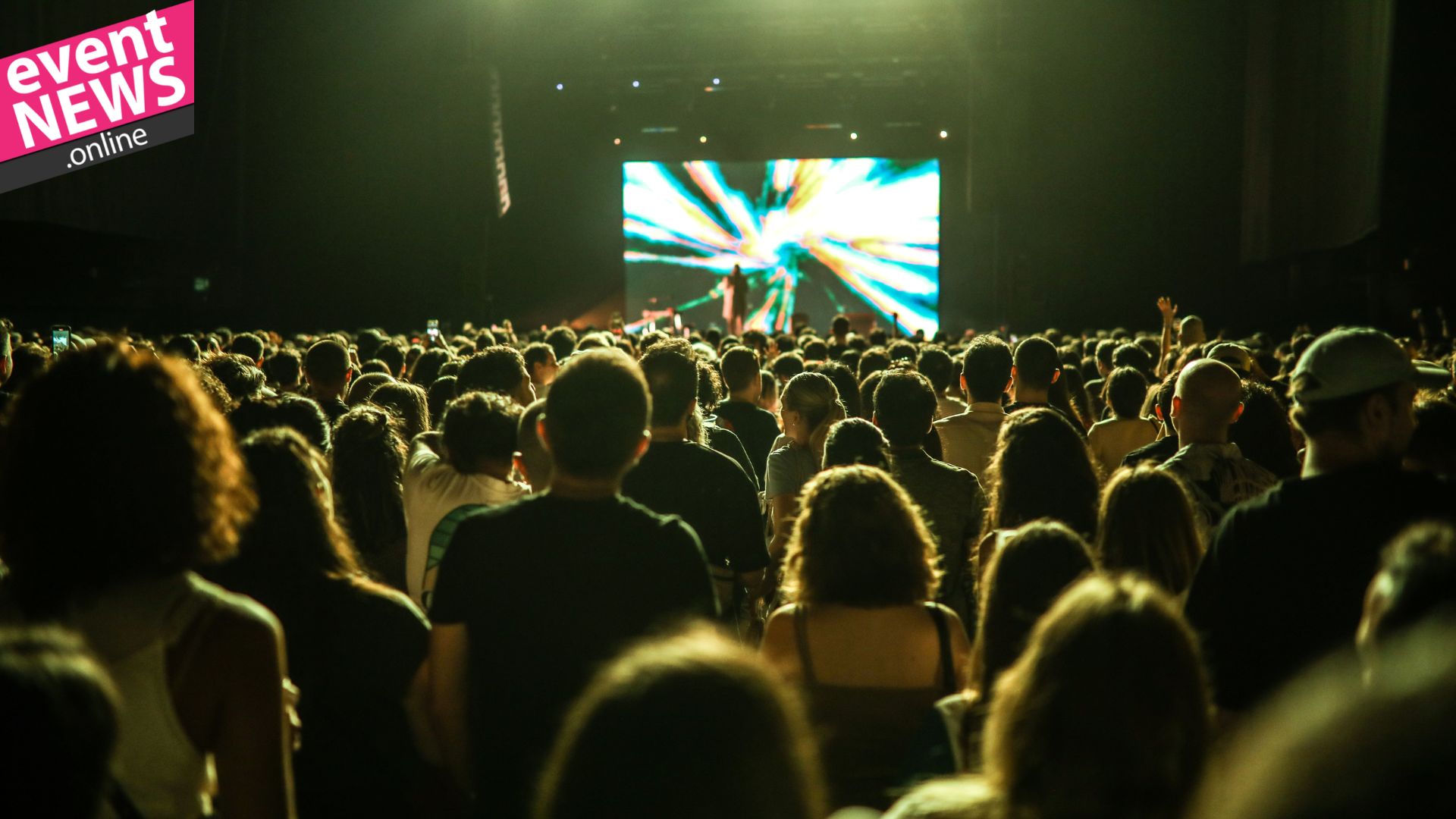 Chet Faker Zorlu PSM'de Binlerce Müzikseverle Buluştu