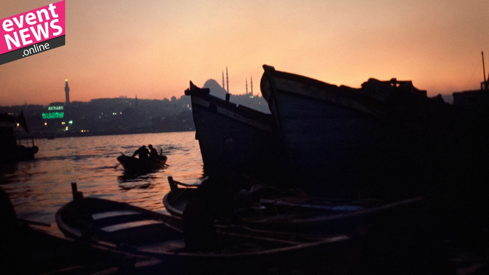 <strong>Ara Güler Arşivinden ‘Kıyının Hafızası’ Sergisi Galataport İstanbul Paket Postanesi’nde</strong>