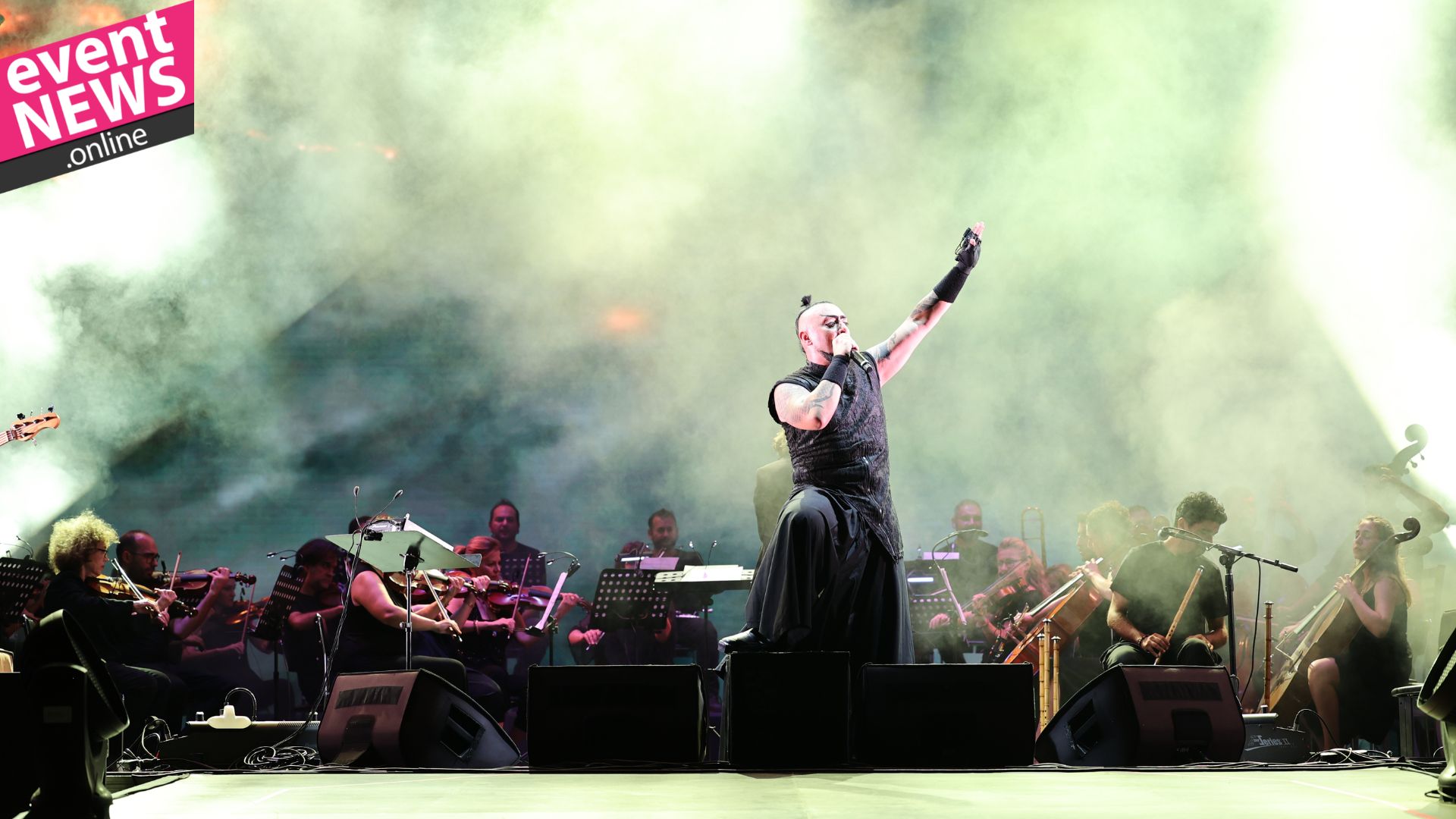 İstanbul Festivali Sahnesinde An Epic Symphony & Hayko Cepkin Yer Aldı