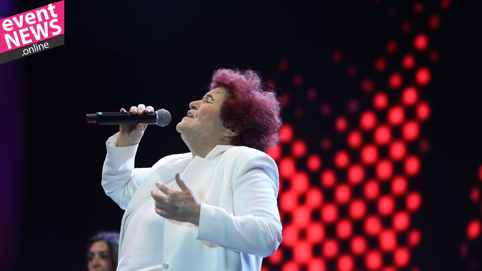 İstanbul Festivali'nde Selda Bağcan Rüzgarı