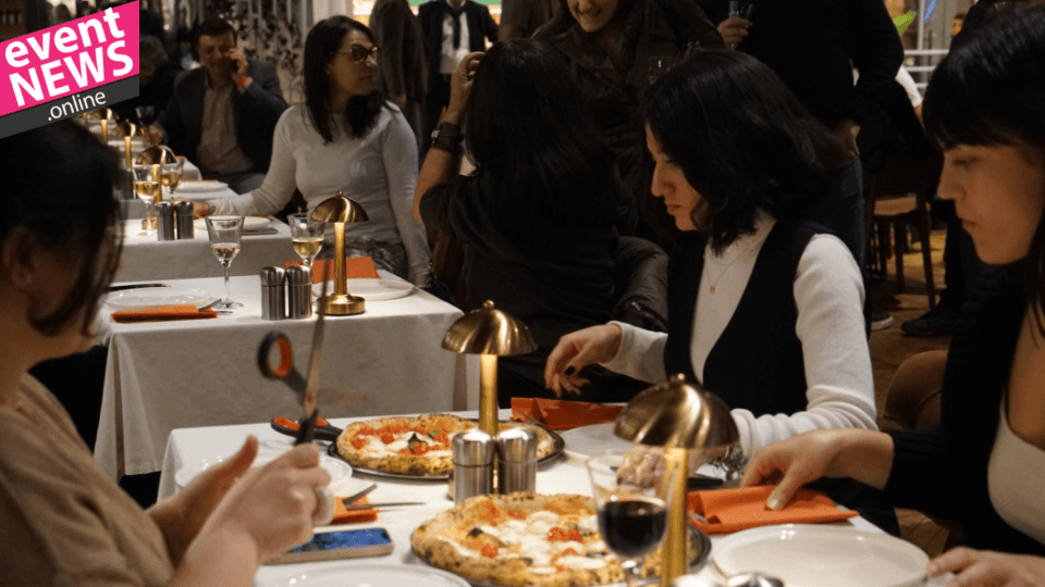 Dünyanın 7. Napolitan Pizza Okulu İstanbul'da Açıldı