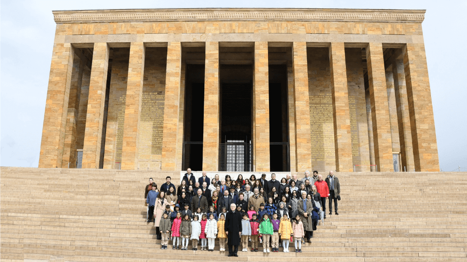 TEGV'den Anıtkabir'e ziyaret