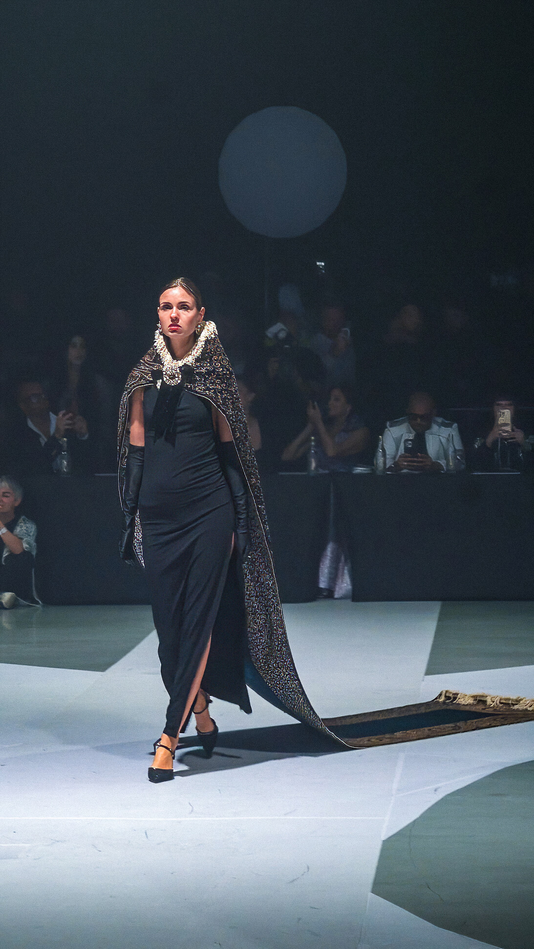 Fashion Factor 7. kez moda tutkunları ve tasarım uzmanlarına Dubai'de kapılarını açtı