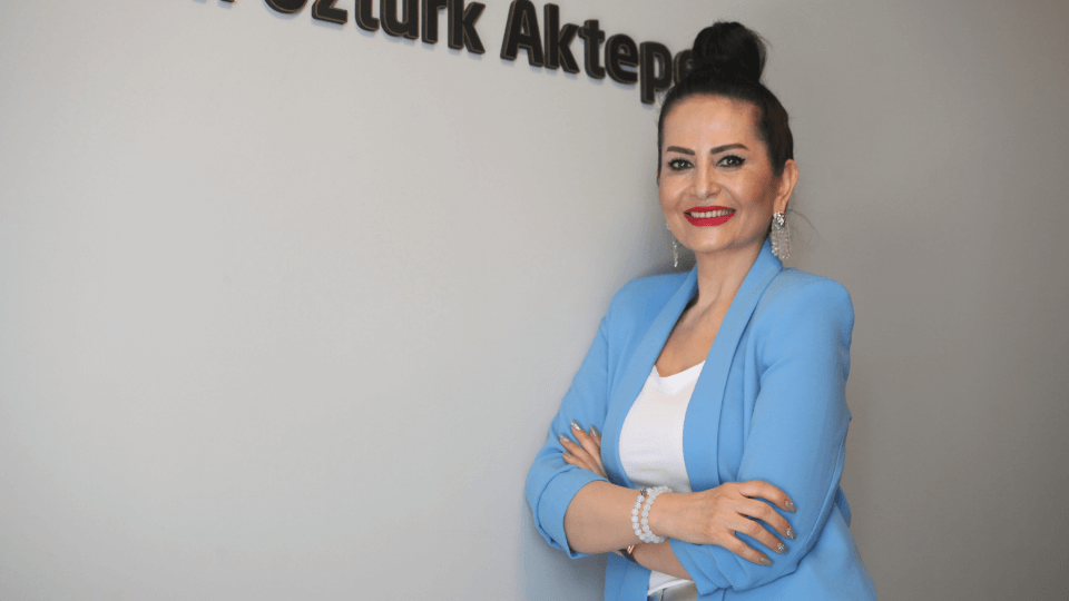 Kilo vermek için yemekten 10 dakika önce bir bardak su için