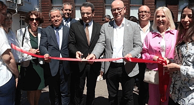 Balıkesir'de 15 Nisan Dünya Sanat Günü sergiyle kutlandı