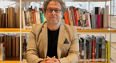 Fırat Arapoğlu, “Sanat Yapıtlarının Çözümlenmesi” söyleşisi gençlerle buluşuyor