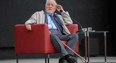 Prof. Dr. İlber Ortaylı, İZKİTAP Fest’e konuk oldu