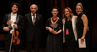 Türk Eğitim Vakfı 57. Yılını TEV Türkiye Virtüözleri Oda Orkestrası Konseri ile kutladı