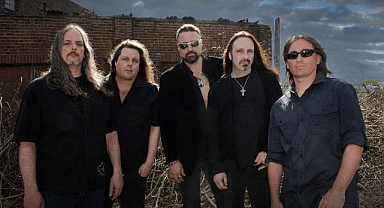 ABD'li progresif metal grubu Symphony X, Türkiye'de ilk kez konser verecek.