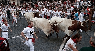 İspanya'nın ünlü festivali San Fermin başladı