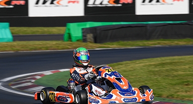 Alp Aksoy, FIA Dünya Şampiyonası için İngiltere'de Pistte