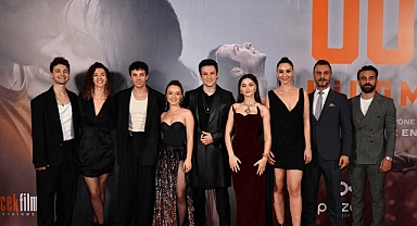 0000 Kilometre Filmine Görkemli Gala 