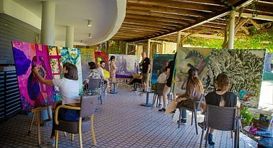 Genç Yetenekler ve Usta Sanatçılar Lara Barut Collection’da Buluştu