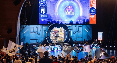 Red Bull Home Ground Türkiye Finali’ne Cosplay Performansçıları Damga Vurdu