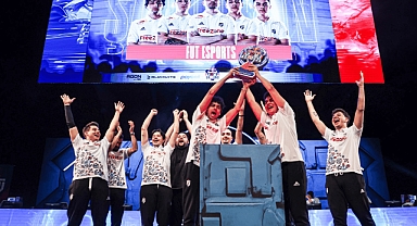 Red Bull Takımı FUT Esports Adım Adım Dünya Finaline Gidiyor