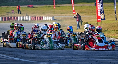 Karting Son Ayakta Büyük Çekişme