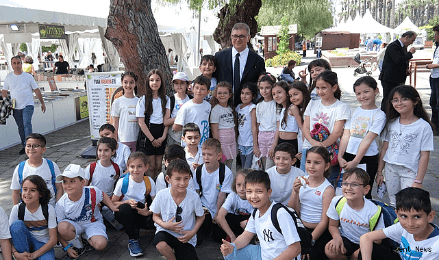 İzmir Edebiyatla Buluşuyor: İZKİTAP ve Uluslararası Edebiyat Festivali Başlıyor