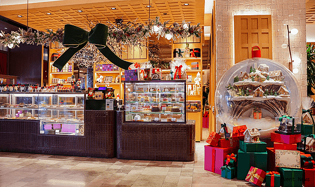 Cafe Marmara, Yılbaşı Coşkusunu “Panayır ve Kar Küresi” Temasıyla Şehre Taşıyor