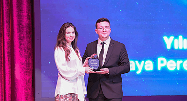 Maya Perest 2025’i İki Prestijli Ödülle Kapattı