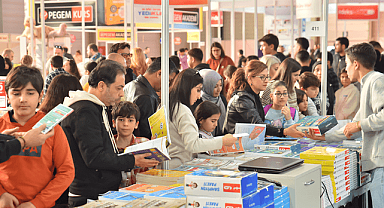 Çukurova Kitap Fuarı 18. Kez Kapılarını Açtı