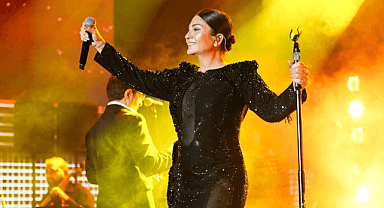 Sibel Can’dan Cahide Palazzo’da Unutulmaz Gece