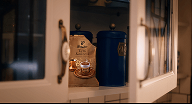 Tchibo’dan Türk Kahvesine Yeni Reklam: “Sırrı Sende Saklı”