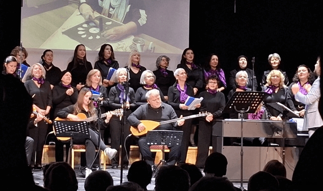 Silivrili Kadınlar 8 Mart Dünya Emekçi Kadınlar Günü Konseri Gerçekleştirdi