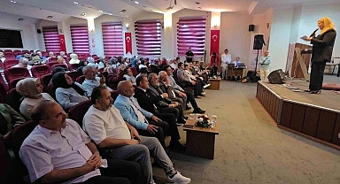 Kütahya'da şiir ve müziğin buluştuğu anlamlı gece düzenlendi