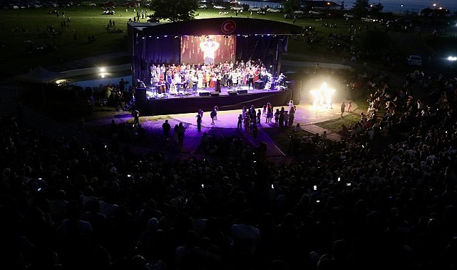 Trabzon'da öğretmenlerden oluşan